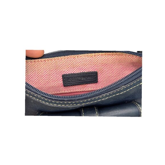 Dooney & Bourke Vtg. Navy Blue Pebbled Leather Crossbody Bag (lining flaws) - Picture 8 of 10